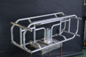 アルミパイプフレームASSY｜パイプ曲げからTIG溶接・組立まで一貫製作